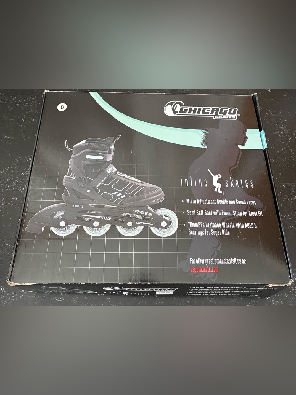 Women's Chicago Skates Black and Teal Inline Roller Skates plus Wrist Guards - Picture 4 of 9